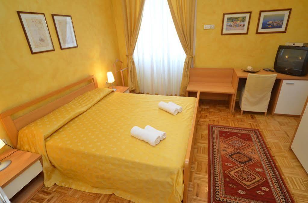 Apartments Villa Rossella 1 Rovinj Zewnętrze zdjęcie
